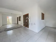 Casa com 3 Quartos à venda, 148m² no Parque dos Principes, Jacareí - Foto 3