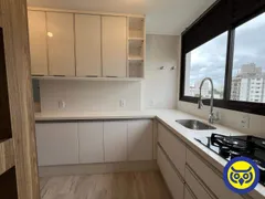 Apartamento com 2 Quartos para alugar, 78m² no Centro, Florianópolis - Foto 7