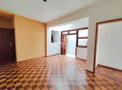 Apartamento com 2 Quartos à venda, 64m² no Santana, Porto Alegre - Foto 2