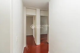Apartamento com 3 Quartos para alugar, 71m² no Humaitá, Porto Alegre - Foto 18