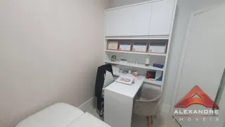 Casa com 4 Quartos para venda ou aluguel, 338m² no Vila Tatetuba, São José dos Campos - Foto 32