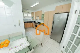 Casa com 3 Quartos à venda, 286m² no Glória, Joinville - Foto 8