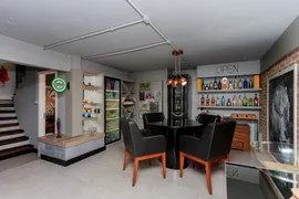Casa de Condomínio com 4 Quartos para venda ou aluguel, 340m² no Três Figueiras, Porto Alegre - Foto 16