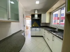 Apartamento com 3 Quartos para alugar, 126m² no Centro, Balneário Camboriú - Foto 7