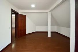 Casa com 1 Quarto à venda, 405m² no Tarumã, Curitiba - Foto 20