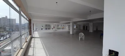 Loja / Salão / Ponto Comercial para alugar, 600m² no Vila Cascatinha, São Vicente - Foto 3