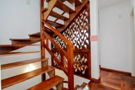 Sobrado com 3 Quartos à venda, 241m² no Vila Ipiranga, Porto Alegre - Foto 23