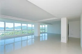 Apartamento com 3 Quartos à venda, 182m² no Barra Sul, Balneário Camboriú - Foto 2