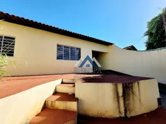 Casa com 3 Quartos à venda, 136m² no Jardim das Palmeiras, Londrina - Foto 4