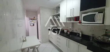 Apartamento com 2 Quartos à venda, 66m² no Pitangueiras, Guarujá - Foto 4