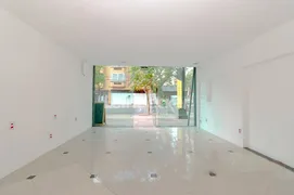 Loja / Salão / Ponto Comercial para alugar, 50m² no Mont' Serrat, Porto Alegre - Foto 3