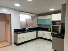 Casa com 3 Quartos à venda, 195m² no Pitangueiras, Rio de Janeiro - Foto 11