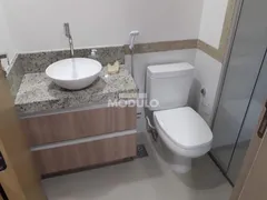 Apartamento com 1 Quarto para alugar, 32m² no Morada da Colina, Uberlândia - Foto 5
