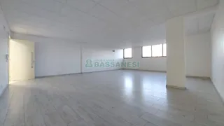 Conjunto Comercial / Sala para alugar, 63m² no Floresta, Caxias do Sul - Foto 8