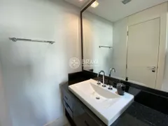 Apartamento com 3 Quartos para alugar, 140m² no Centro, Balneário Camboriú - Foto 18