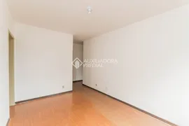 Apartamento com 2 Quartos para alugar, 67m² no Santo Antônio, Porto Alegre - Foto 4