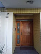 Apartamento com 2 Quartos à venda, 70m² no Vila Ipiranga, Porto Alegre - Foto 4