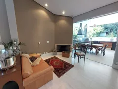 Casa de Condomínio com 4 Quartos à venda, 351m² no Granja Viana, Carapicuíba - Foto 2