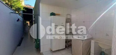 Casa com 3 Quartos à venda, 239m² no Alto Umuarama, Uberlândia - Foto 8