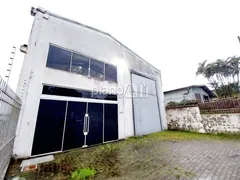 Loja / Salão / Ponto Comercial à venda, 327m² no Barnabe, Gravataí - Foto 1