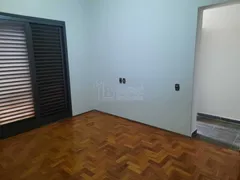 Casa com 3 Quartos à venda, 237m² no Centro, Araraquara - Foto 25