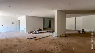 Loja / Salão / Ponto Comercial para alugar, 324m² no Taguatinga Centro, Taguatinga - Foto 4