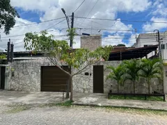 Casa com 4 Quartos à venda, 231m² no Monteiro, Recife - Foto 2