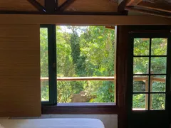 Casa com 4 Quartos para alugar, 200m² no Cocaia, Ilhabela - Foto 12