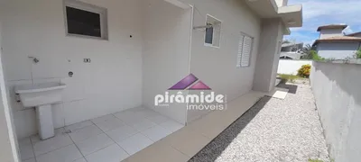 Casa de Condomínio com 3 Quartos à venda, 124m² no Verde Mar, Caraguatatuba - Foto 18