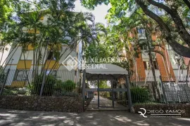 Apartamento com 2 Quartos à venda, 70m² no Mont' Serrat, Porto Alegre - Foto 2