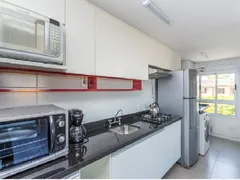 Apartamento com 2 Quartos à venda, 65m² no Tristeza, Porto Alegre - Foto 4