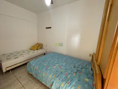 Apartamento com 2 Quartos para alugar, 100m² no Bombas, Bombinhas - Foto 12