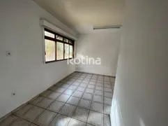 Galpão / Depósito / Armazém para alugar, 150m² no Centro, Uberlândia - Foto 10