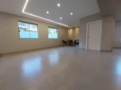 Apartamento com 2 Quartos à venda, 60m² no Zona 07, Maringá - Foto 4