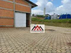 Galpão / Depósito / Armazém para alugar, 1200m² no Distrito Industrial, Pindamonhangaba - Foto 11