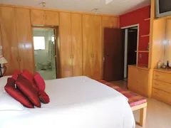 Casa de Condomínio com 3 Quartos à venda, 400m² no Granja Viana, Carapicuíba - Foto 25