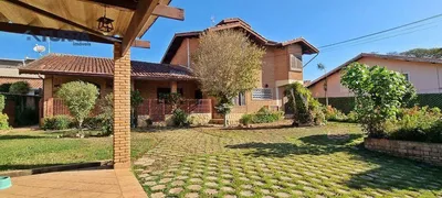 Casa com 4 Quartos à venda, 327m² no Loanda, Atibaia - Foto 1