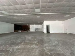 Galpão / Depósito / Armazém para alugar, 550m² no Vila Humaita, Santo André - Foto 4