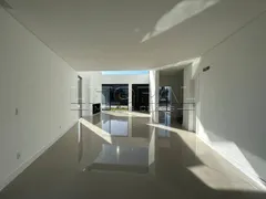 Casa de Condomínio com 4 Quartos à venda, 200m² no Centro, Xangri-lá - Foto 17