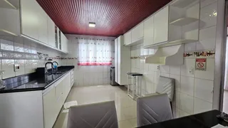 Casa com 3 Quartos para alugar, 200m² no Dom Pedro I, Manaus - Foto 7