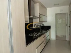 Apartamento com 3 Quartos para alugar, 179m² no Gleba Fazenda Palhano, Londrina - Foto 21