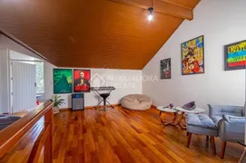Sobrado com 3 Quartos à venda, 241m² no Vila Ipiranga, Porto Alegre - Foto 1