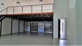 Loja / Salão / Ponto Comercial para alugar, 300m² no Medianeira, Porto Alegre - Foto 2