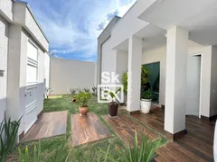Casa com 3 Quartos à venda, 257m² no Morada da Colina, Uberlândia - Foto 2