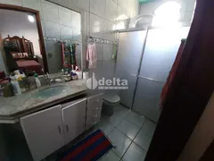 Casa com 3 Quartos à venda, 253m² no Presidente Roosevelt, Uberlândia - Foto 7