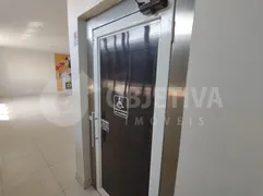 Casa Comercial para alugar, 360m² no Centro, Uberlândia - Foto 18