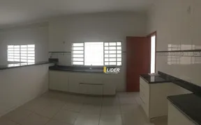 Casa com 3 Quartos à venda, 180m² no Santa Rosa, Uberlândia - Foto 7