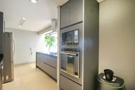 Apartamento com 3 Quartos para alugar, 178m² no Panamby, São Paulo - Foto 11