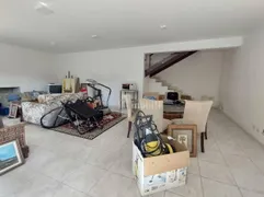 Casa com 3 Quartos à venda, 320m² no Chácara dos Lagos, Carapicuíba - Foto 8