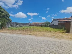 Terreno / Lote / Condomínio à venda, 200m² no Emaús, Parnamirim - Foto 1